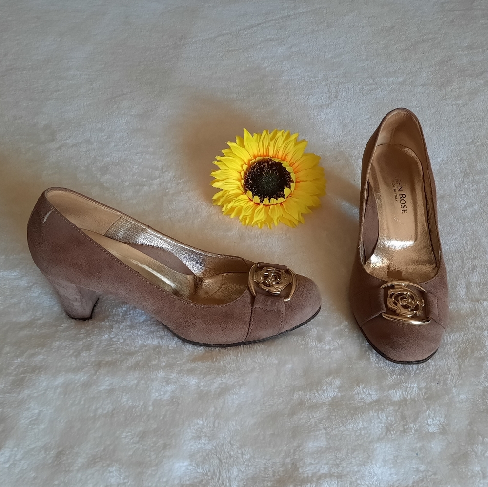 Taryn Rose_suede - Picture 4 of 7